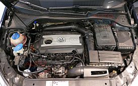 Volkswagen Golf GTI z rocznika 2010 (5/8)
